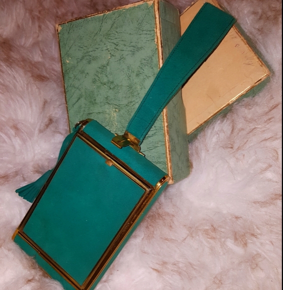 Vintage Handbags - Priceless family heirloom ~ UNBELIEVABLY GORGE…